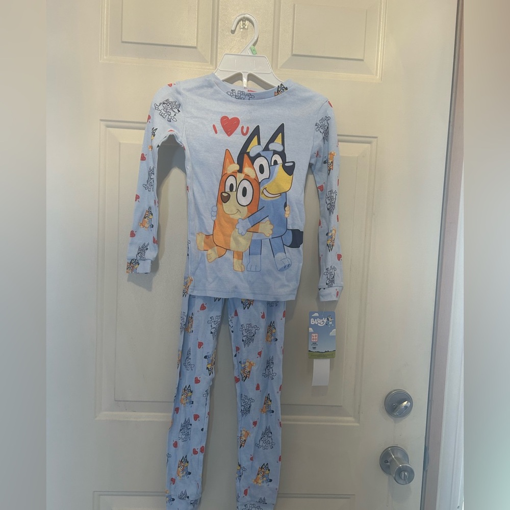 NWTs 2 piece size 8 Bluey Pajamas